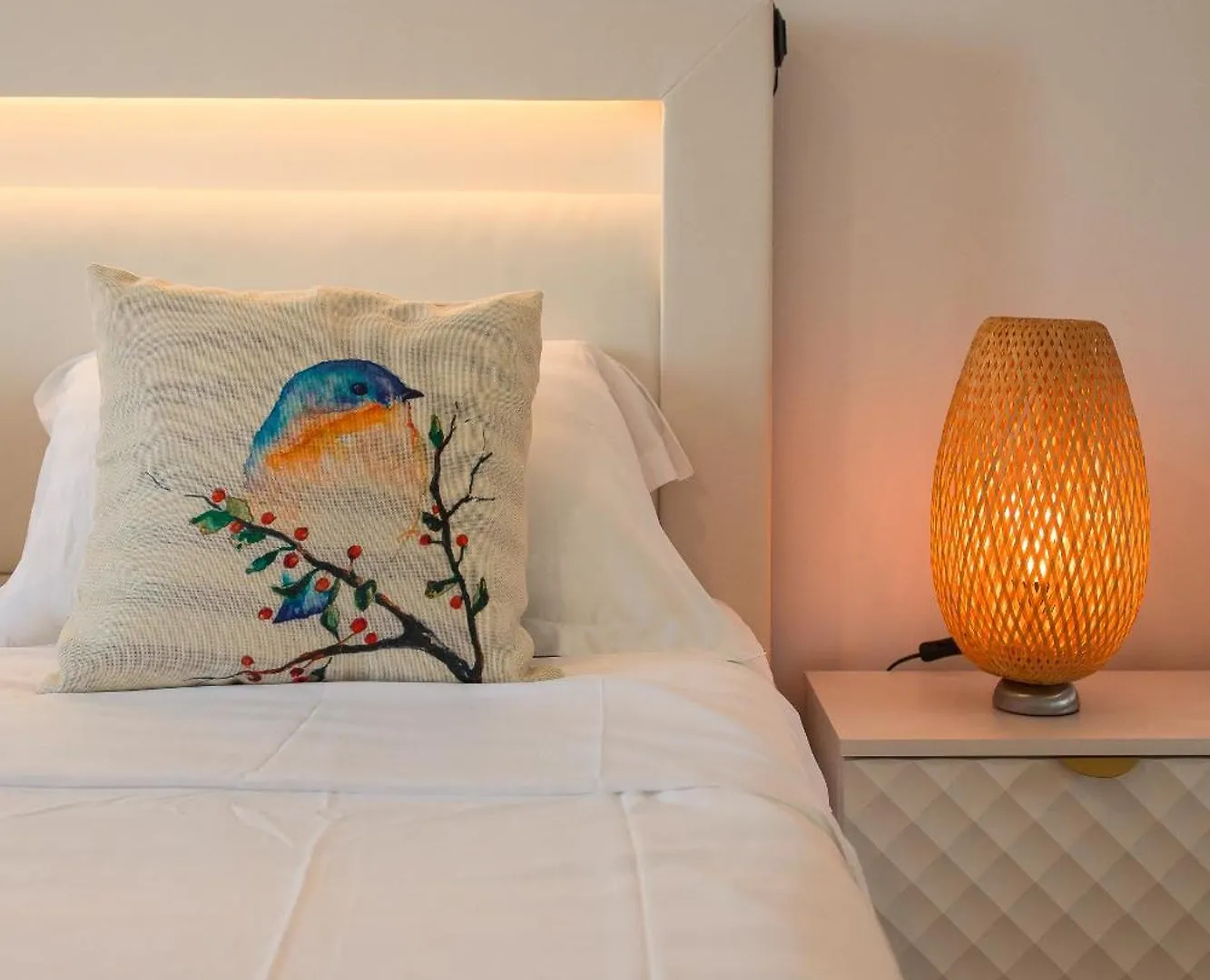 Venus I Elegant City Apt With View On Calea Victoriei Bucharest Apartment